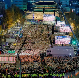 韩媒体：首都20万人集会声讨 要求尹锡悦下台