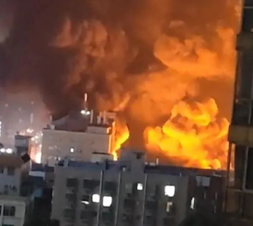 东莞一鞋业公司发生火灾，燃烧一晚扑灭