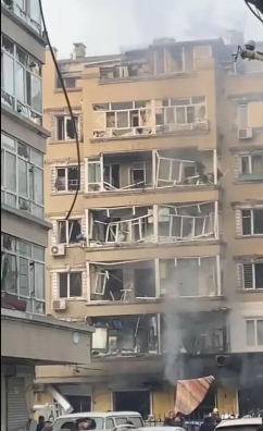 哈尔滨一小区发生爆炸，有人伤亡